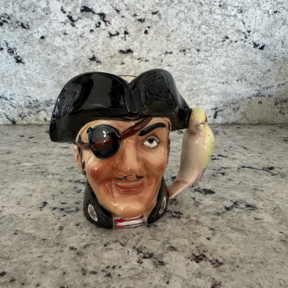 Pirate Mug with Parrot Handle Vtg LEGO 1960 469 Pirate With Parrot Mug